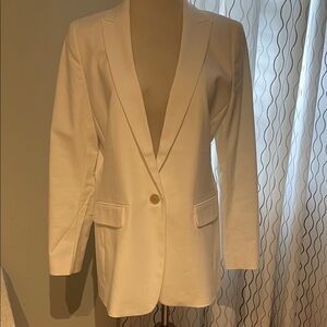 Ann Taylor Classic White Blazer, fully lined made from 78% cotton. Never worn.